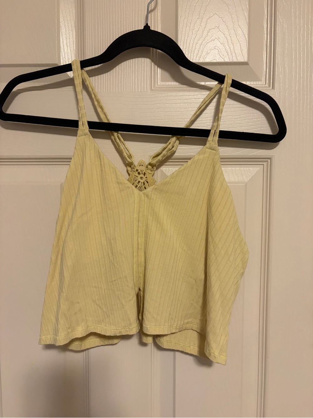 🍁 AERIE - large yellow tank top